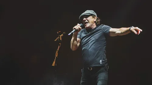 AC/DC : Brian Johnson répond aux rumeurs l’accusant de ne pas avoir...