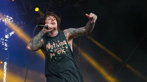 Bring Me The Horizon partage un extrait de "Kool-Aid", son prochain...