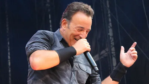 Bruce Springsteen : en plein concert, le Boss reçoit une invitée de...