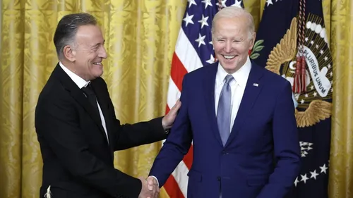 Bruce Springsteen décoré par Joe Biden