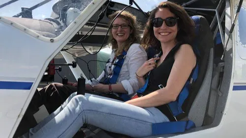 Piloter des ULM en Sarthe : mesdames, « prenez votre envol »