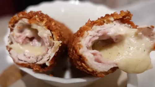 Amonè : ça vaut quoi ce bar à cordon bleu ? (vidéo)