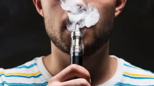 Cigarette électronique : plus de 3 millions de vapoteurs en France
