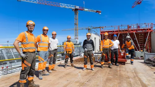 Compagnons coffreurs bancheurs, maçons coffreurs… Bouygues Bâtiment...