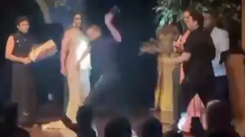 Vexé, le mari d’une Miss pulvérise la couronne de la gagnante lors...