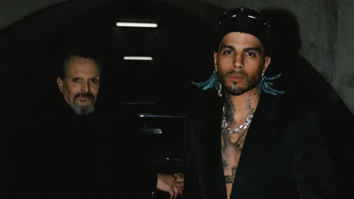 Rauw Alejandro révèle une nouvelle collaboration surprise avec "Si...