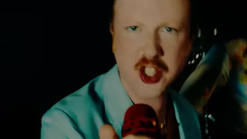 Two Doors Cinema Club révèle un single inédit (vidéo)