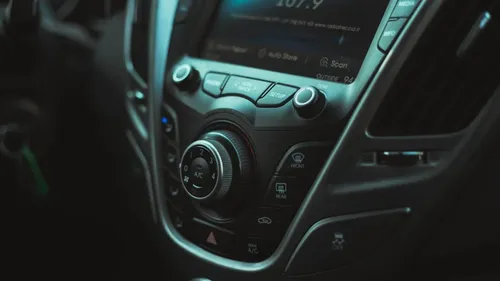 Voiture et musique : comment les constructeurs automobiles...