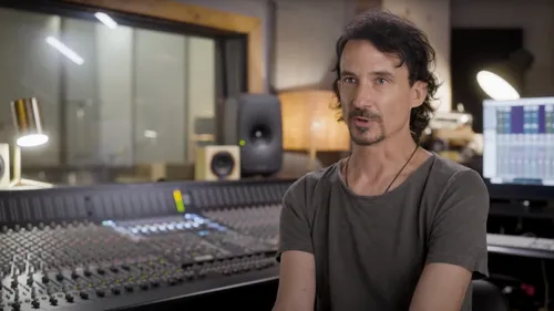 « Une question de vie ou de mort » : avec PETA, Joe Duplantier de...