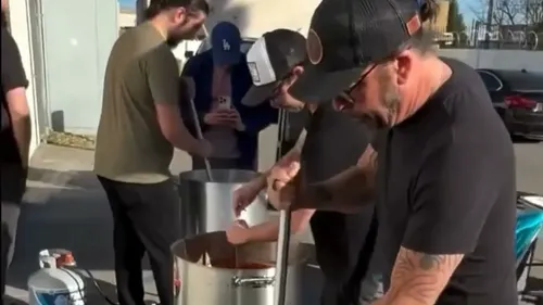 Los Angeles : Dave Grohl vient en aide aux sinistrés