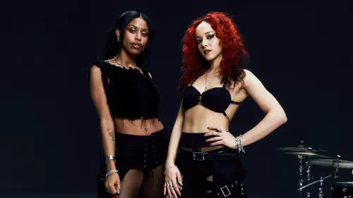 Une tournée européenne pour Nova Twins