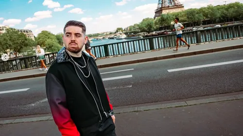 Siks lance un concours pour trouver la première partie de son show...