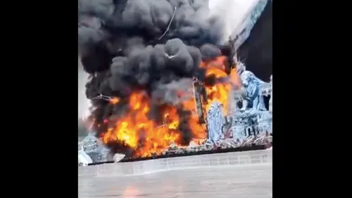 (vidéo) La Mainstage de Tomorrowland entièrement détruite par un...