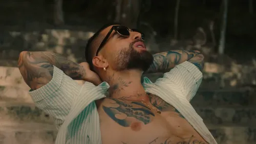 « BRONCEADOR » : écoutez le nouveau titre de Maluma !