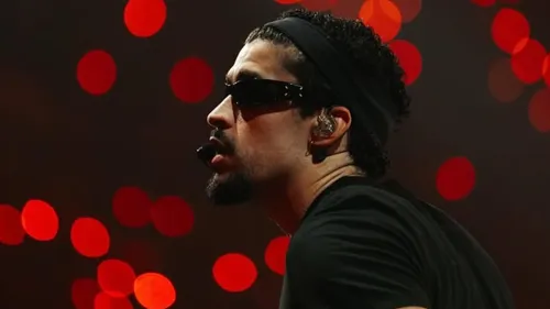 Bad Bunny annonce un concert surprise en streaming !