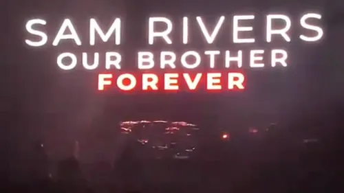 (vidéo) Limp Bizkit de retour sur scène, le groupe rend hommage à...