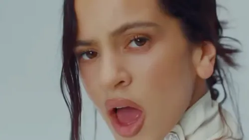 Rosalía dévoile le clip de "La Perla"