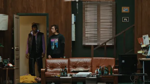 Orelsan frappe fort avec le clip d’Encore une fois aux côtés de Yamé