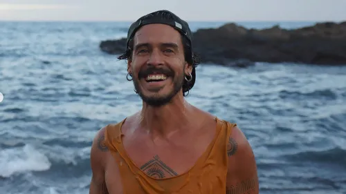 Flo Delavega dévoile son nouveau single « Je veux »