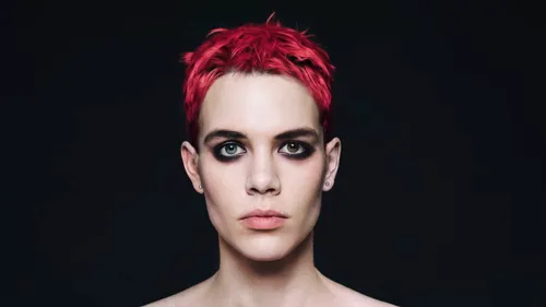 Placebo fait du neuf avec du vieux avec Helen Keller