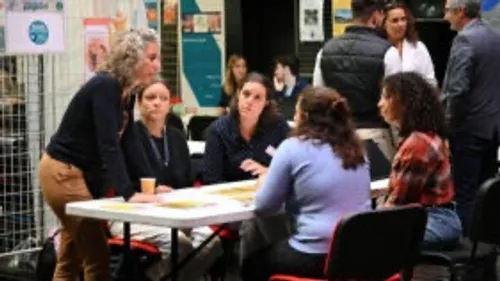 Ambarès-et-Lagrave : un job dating propose un espace garderie pour...