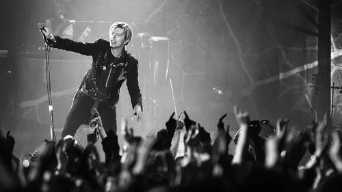 "Moonage Daydream", un documentaire inédit sur et par David Bowie...