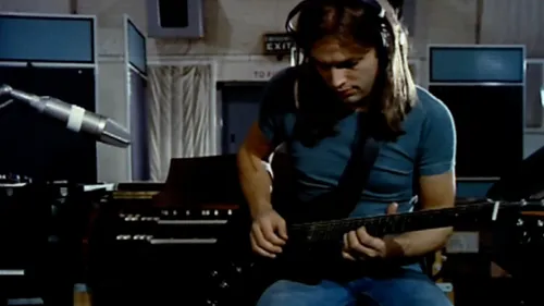 Guitares et guitaristes de légende : la Bill Lewis 24 frettes de...