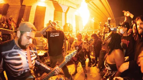 Zack de la Rocha produit un documentaire punk post-covid