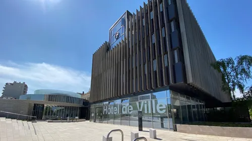 De nouvelles dégradations et violences à Angers en marge de la...