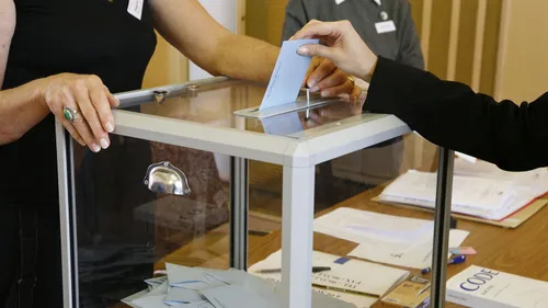 Présidentielle : ce sondage de la RTS est en fait un faux