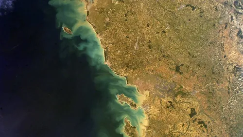 Thomas Pesquet nous offre un nouveau cliché de la Gironde depuis...