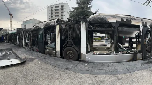 Violences urbaines : les trams et bus arrêtés au plus tard à 21h