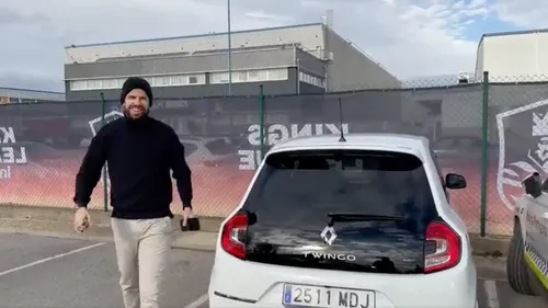 Shakira : son ex Gerard Piqué contre-attaque au volant d’une Twingo