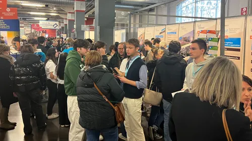 Préparez votre futur au salon Studyrama des Etudes Supérieures de...