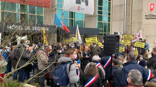 Bordeaux : ils manifestent contre la future LGV
