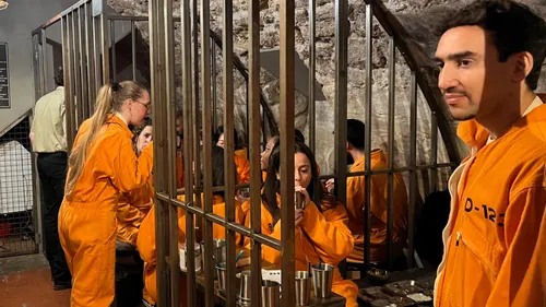Un apéro en prison, ça vous dit ?