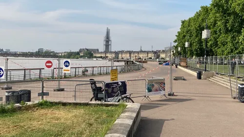 Bordeaux Fête le vin : les installations débutent sur les quais