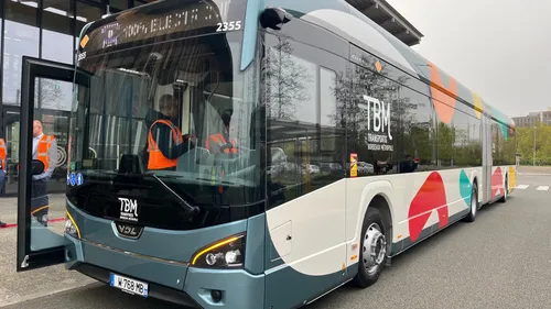 Bordeaux Métropole : les premiers bus 100% électrique de la Ligne G...