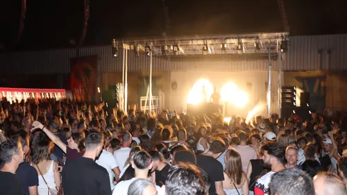 Le Bal des Pompiers de Mérignac passe en mode Full Moon Party !