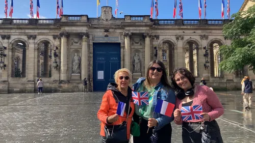 Charles III à Bordeaux : le Roi d'Angleterre à la rencontre des...