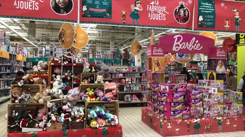 La caverne du Père Noël est à Auchan Bordeaux Lac !