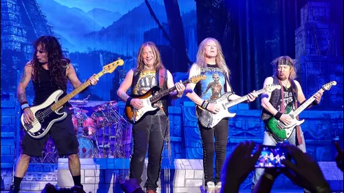 Rectificatif : Netflix dégaine un documentaire sur Iron Maiden......