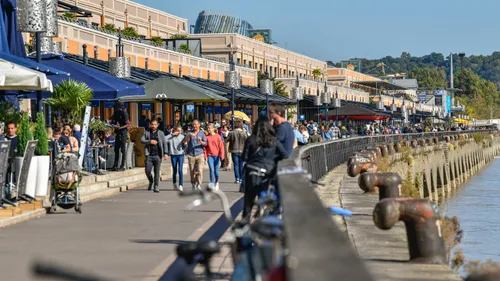 Mode, sport, maison, restaurants… Bord’eau Village, un lieu «...