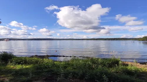 Nièvre : la baignade interdite au lac des Settons