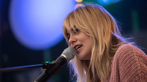 Louane s’est mariée avec Florian Rossi en Provence