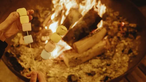On se réchauffe au " Sommet" le roof-top du club Le Mazette !