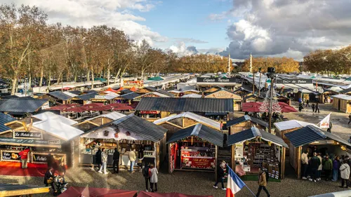 Marché de Noël de Bordeaux 2025 : ambiance féerique et animations...