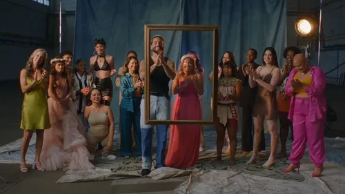 Maluma révèle "La Reina", son vibrant hommage aux femmes