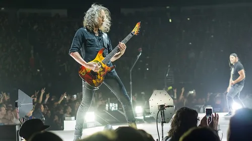 Metallica subventionne 10 écoles de plus avec son programme social