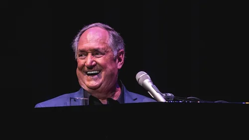 Neil sedaka : mort d’une légende des années 60